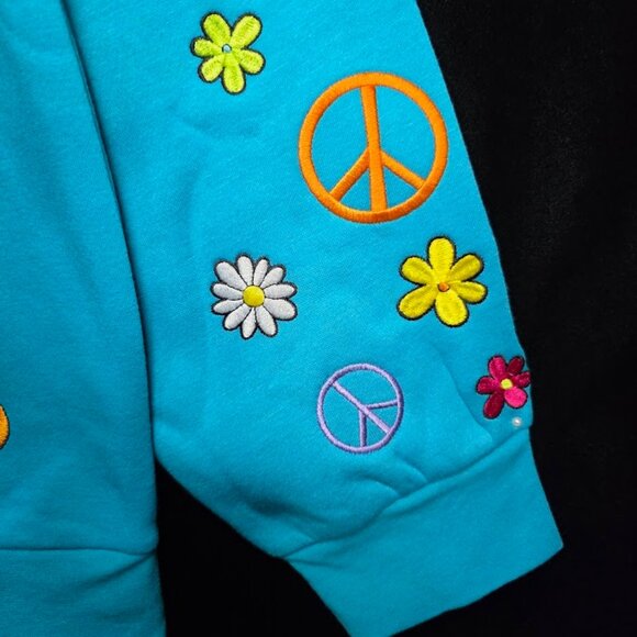 NWOT Scooby-Doo! Mystery Gang Embroidered Crewneck - BoxLunch Exclusive XL & 2XL - Picture 3 of 16